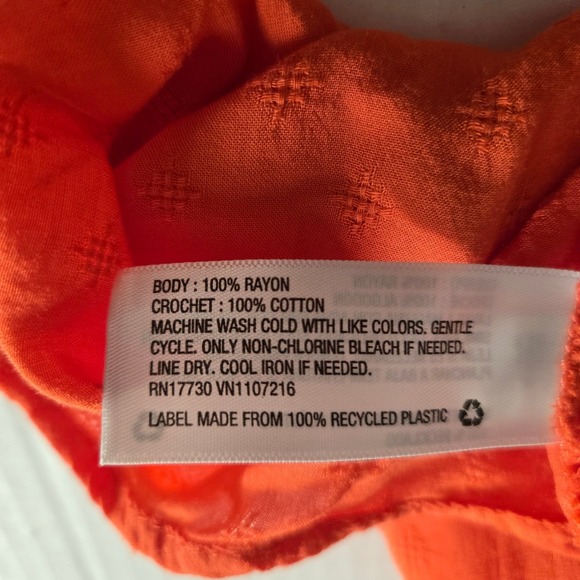 Liz Lange Maternity Orange Crochet Top XSmall‎ Sleeveless Blouse Fall Layer - Picture 8 of 8